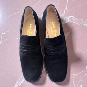 Salvatore Ferragamo Women's Sport Black Suede Penny Loafer -LUX